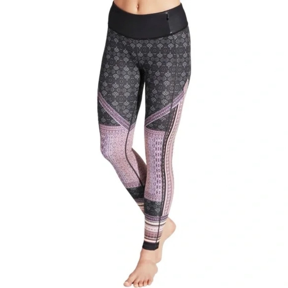 Calia by Carrie Underwood Warm Printed Leggings NWT, size Small